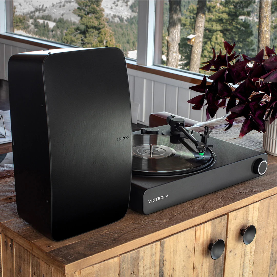 NEW TURNTABLE ALLOWS YOU TO PLAY VINYL THROUGH A SONOS SYSTEM